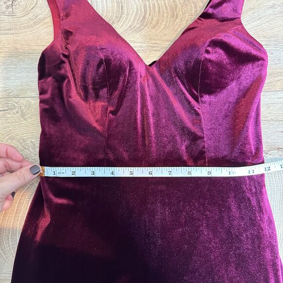 Revelry Dakota Velvet Maxi Dress Bridesmaid Holiday Deep Burgundy 2 - Picture 10 of 11
